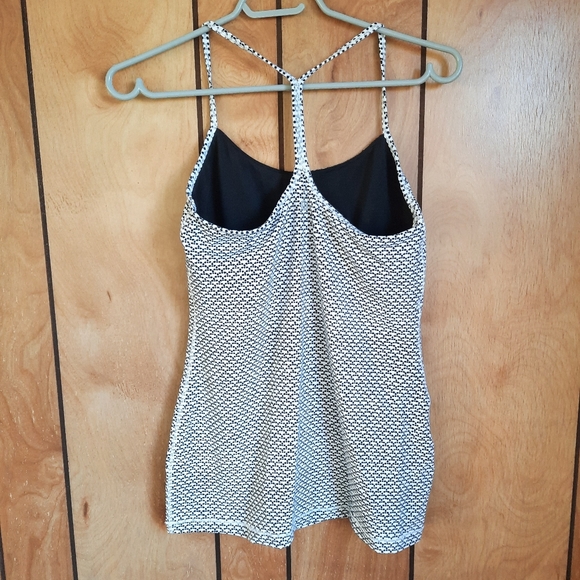 LULULEMON Y Tank Top - Picture 3 of 8